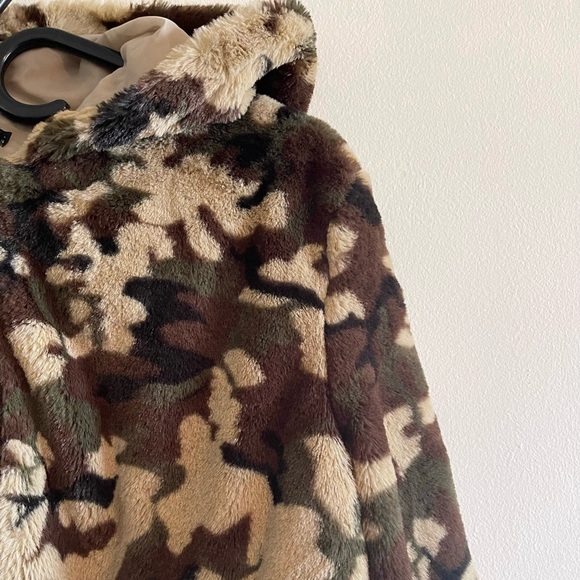 Fur Camo Zip-up Hoodie - Picture 2 of 2